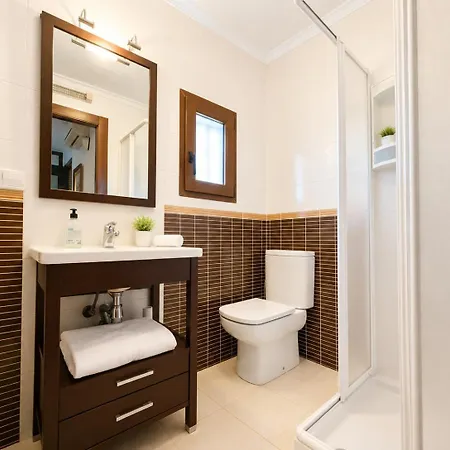Planta Baja Independiente En Con Piscina Appartement *